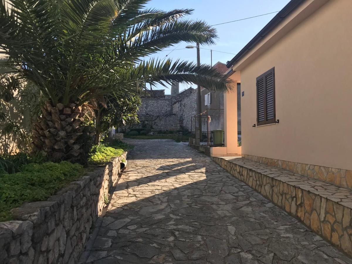 Marica Villa Tkon Exterior photo